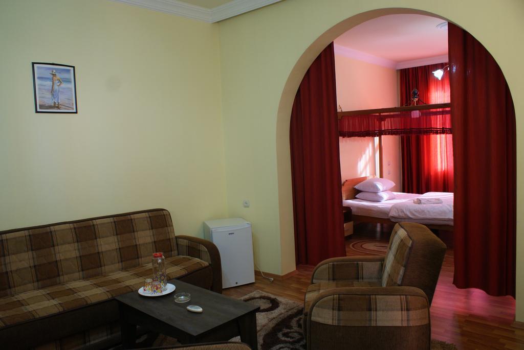 Marani Hotel Batumi Quarto foto